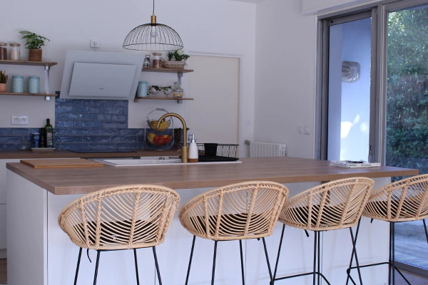 Aménagement intérieur par Artisans-Réno à Toulouse