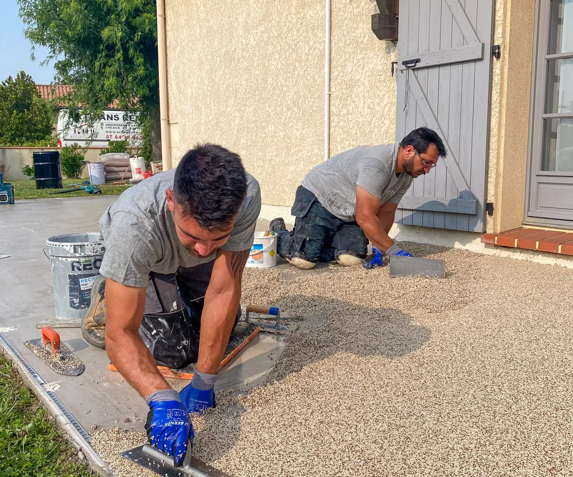 entreprise de renovation revetement de sol en gom toulouse artisans reno resingom revetement de sol resistant adherant durable toulouse